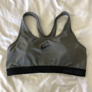 padded sports bra